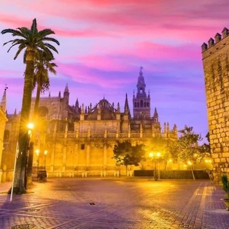 Cozy And Well Connected Apartment Seville Ngoại thất bức ảnh