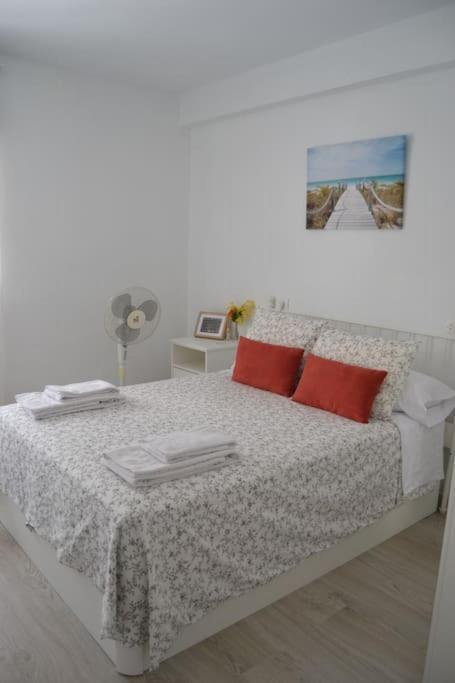 Cozy And Well Connected Apartment Seville Ngoại thất bức ảnh
