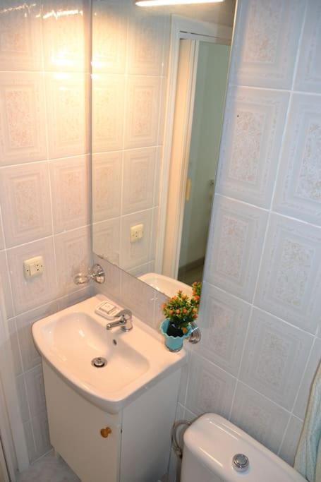 Cozy And Well Connected Apartment Seville Ngoại thất bức ảnh
