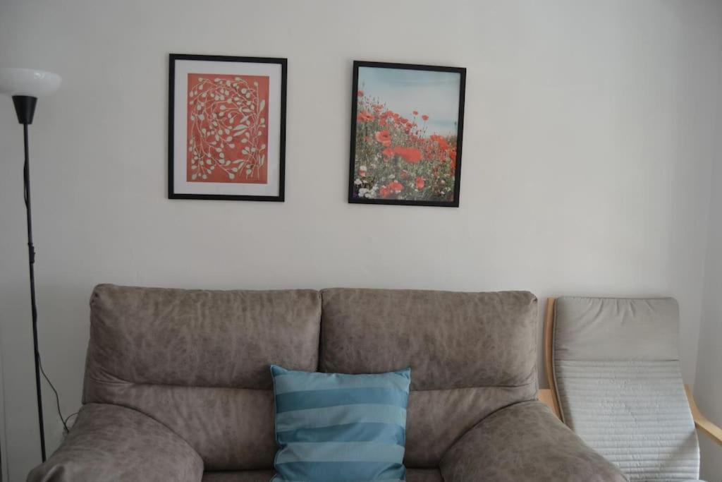 Cozy And Well Connected Apartment Seville Ngoại thất bức ảnh