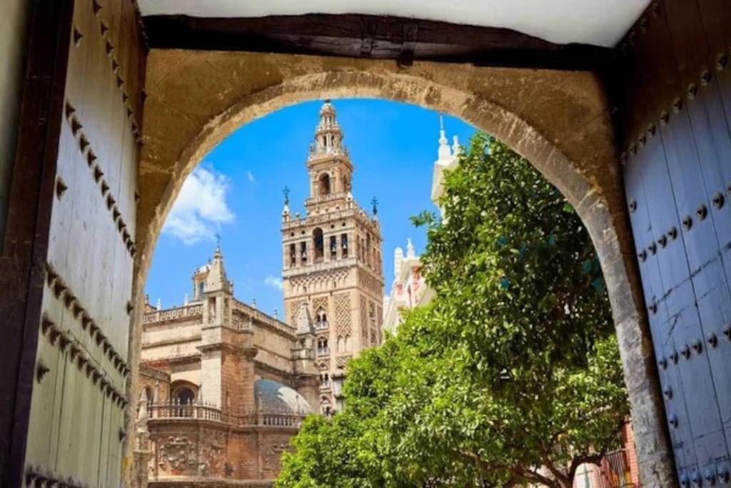 Cozy And Well Connected Apartment Seville Ngoại thất bức ảnh